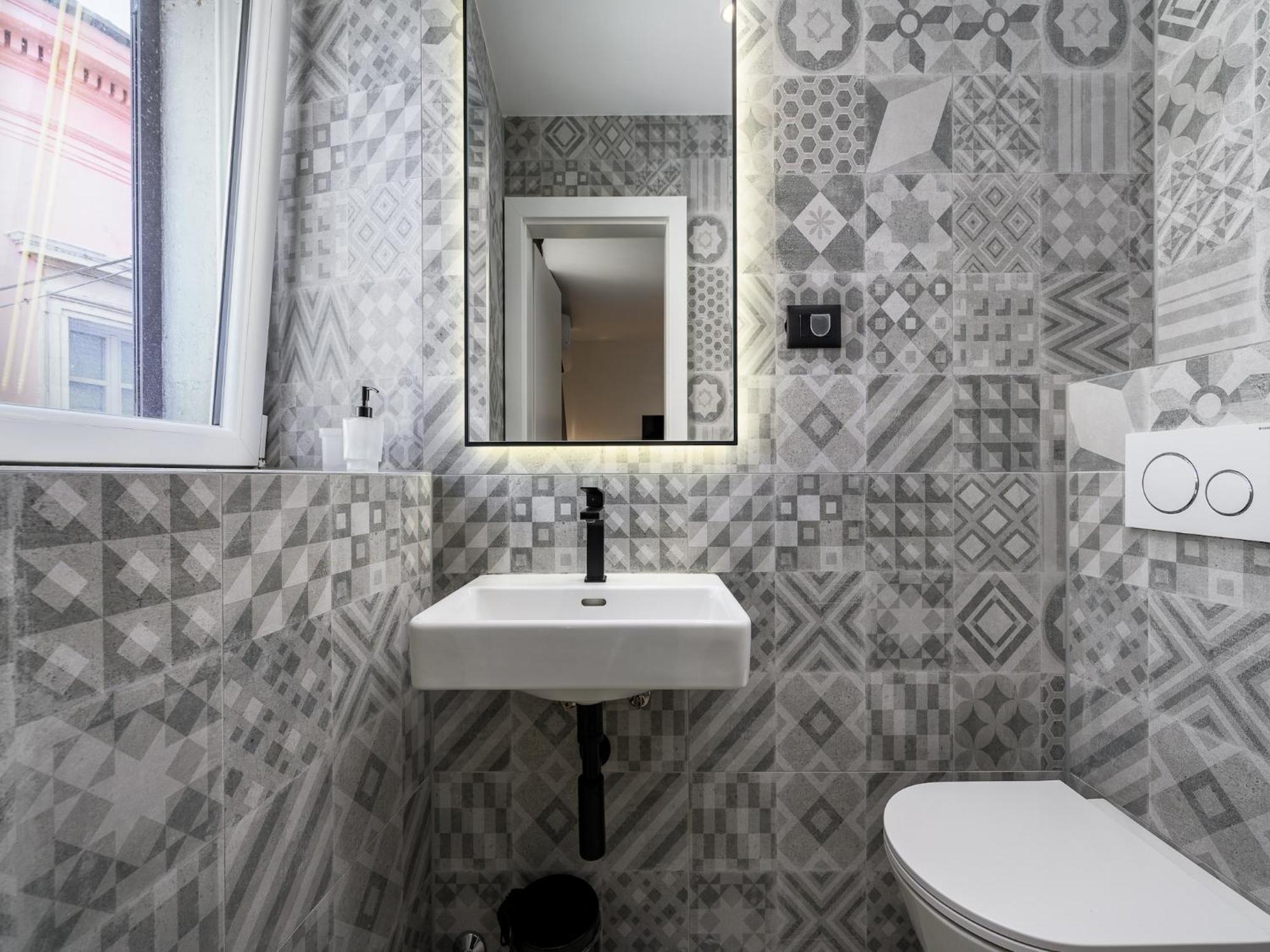 Apartment In An In Location