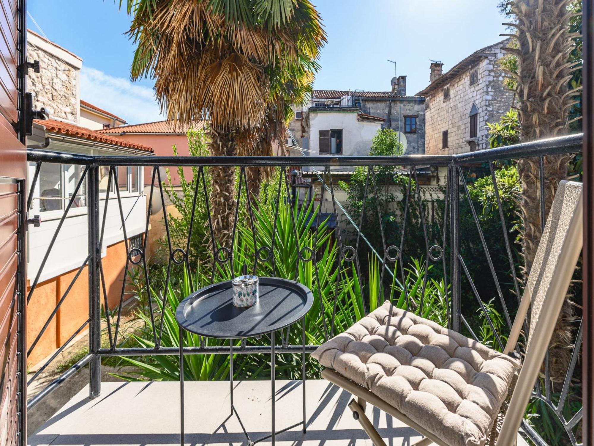 In An In Location Apartment Porec